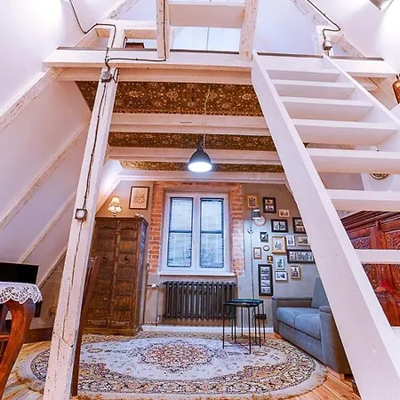 Apartament Ogarna *